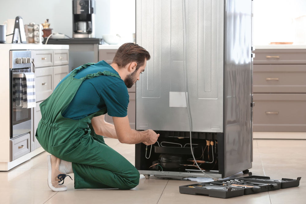 سرویس و تعمیرات یخچال توسط نمایندگی
